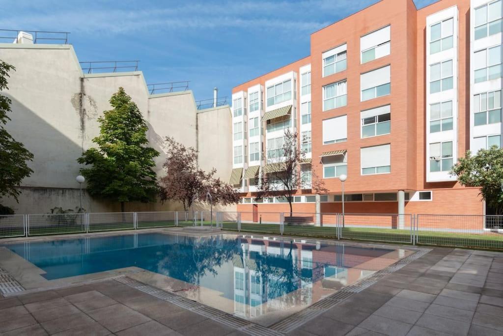 Ferienwohnung Vivienda Con Zona De Trabajo, Piscina Y Parking Madrid Exterior foto